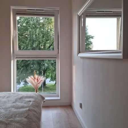 Sucha - Blisko Plazy, Parking Podziemny Apartman *