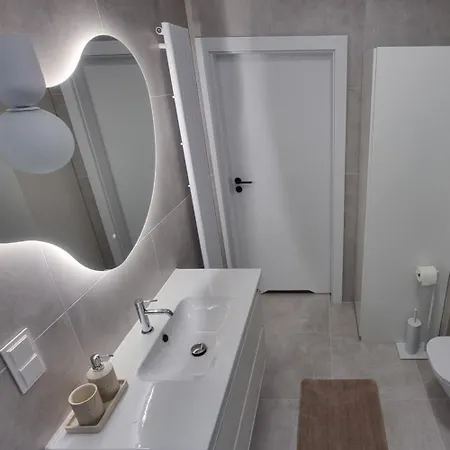 Sucha - Blisko Plazy, Parking Podziemny グダニスク